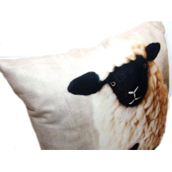 Poduszka Dekoracyjna Czarna owca 3D 40x40cm